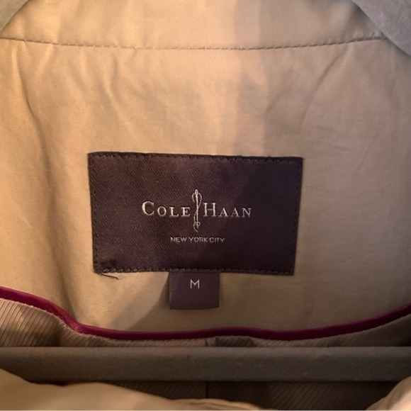 Cole Haan Women Beige Classic Trench Coat High Collar Shoulder Pads Belt Size M - Picture 3 of 16